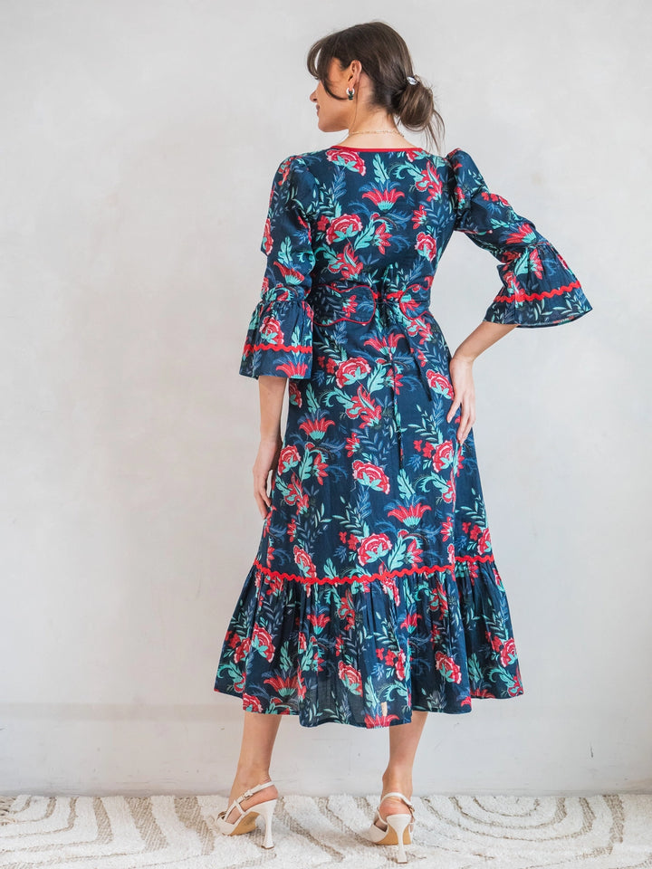 Portrait Square Neck Midi Dress in Solstice Sky